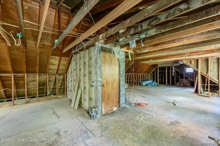 120 Sherman Road thumbnail 39