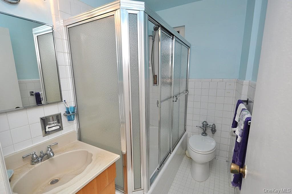209 Garth Road Unit: 2M thumbnail 5