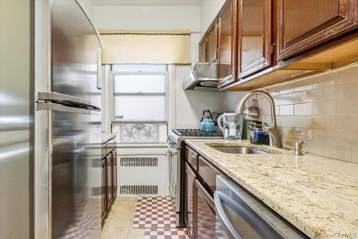 110-35 72nd Road Unit: 202 thumbnail 22