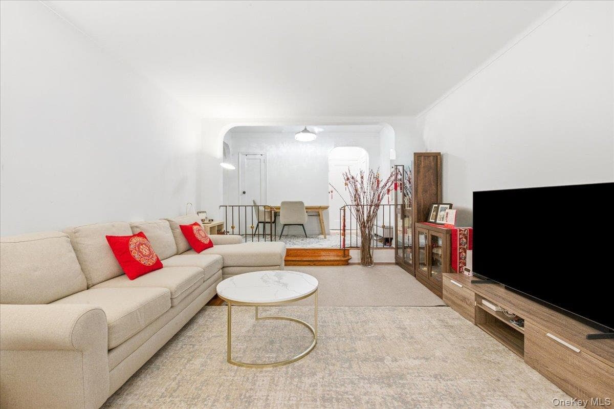 110-35 72nd Road Unit: 202 thumbnail 12