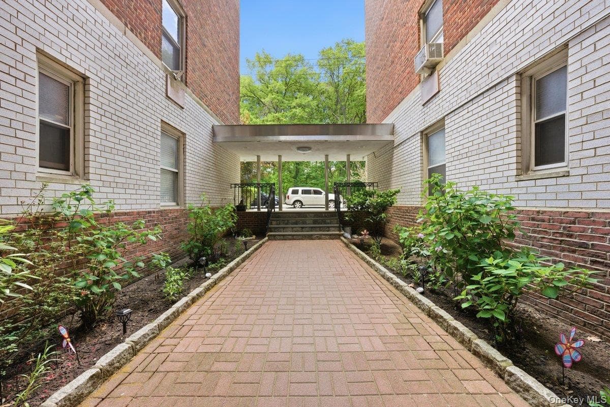 4320 Van Cortlandt PARK Unit: 1J thumbnail 25