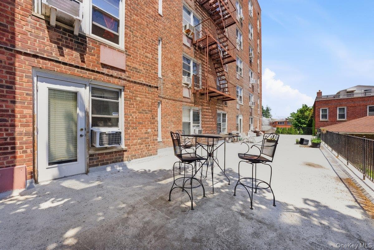 4320 Van Cortlandt PARK Unit: 1J thumbnail 8