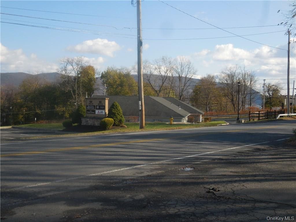 3054 Us Route 9w thumbnail 34
