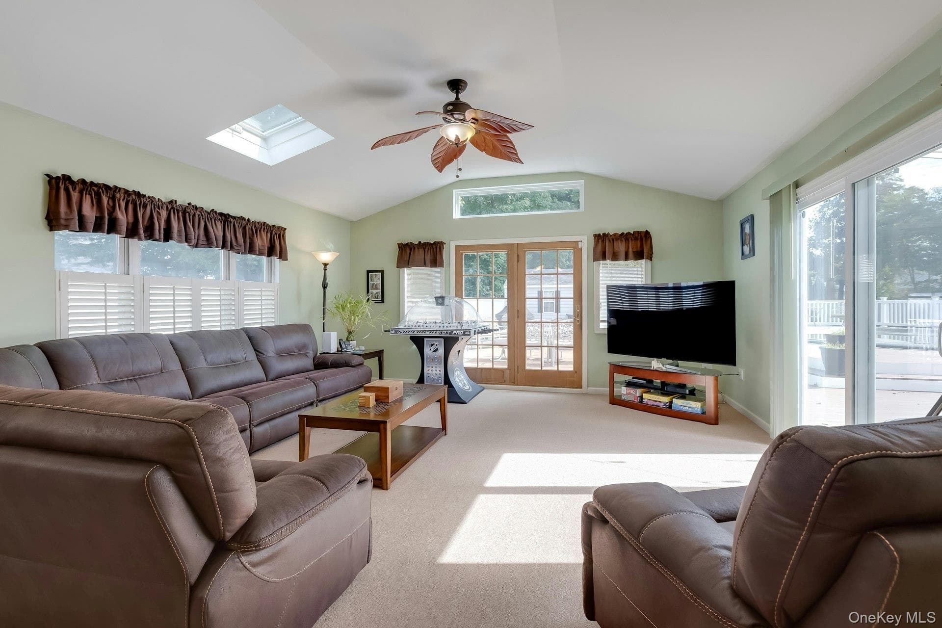 963 Sycamore Avenue thumbnail 13