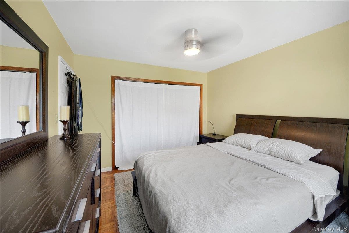 3015 Waterbury Avenue thumbnail 11