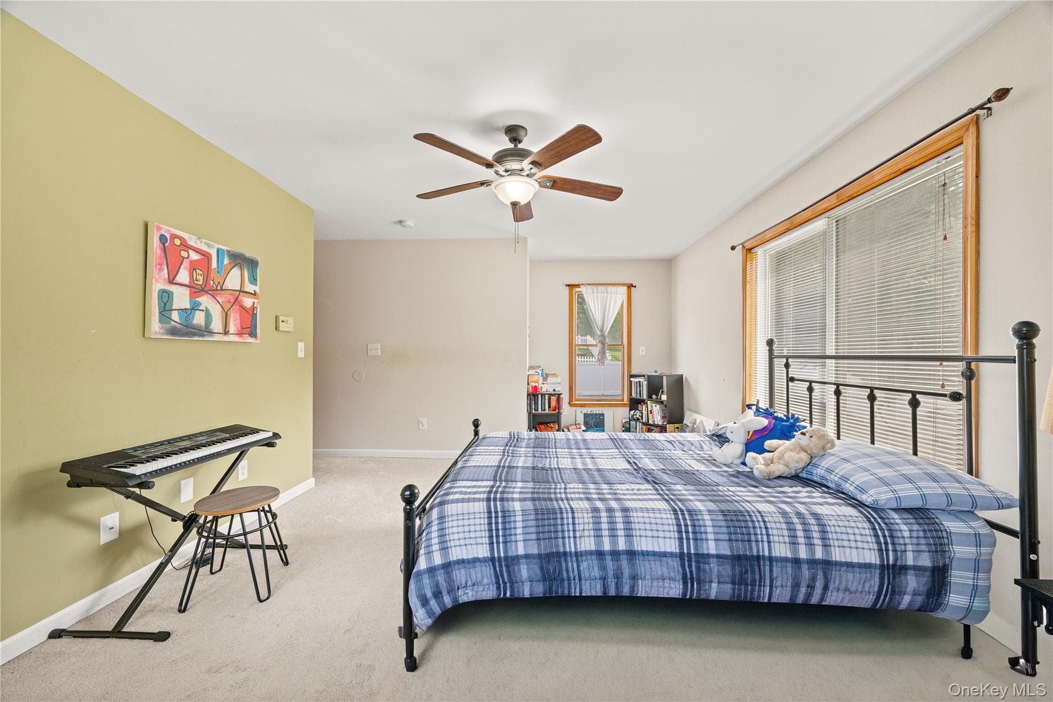 6 Ursa Avenue thumbnail 17