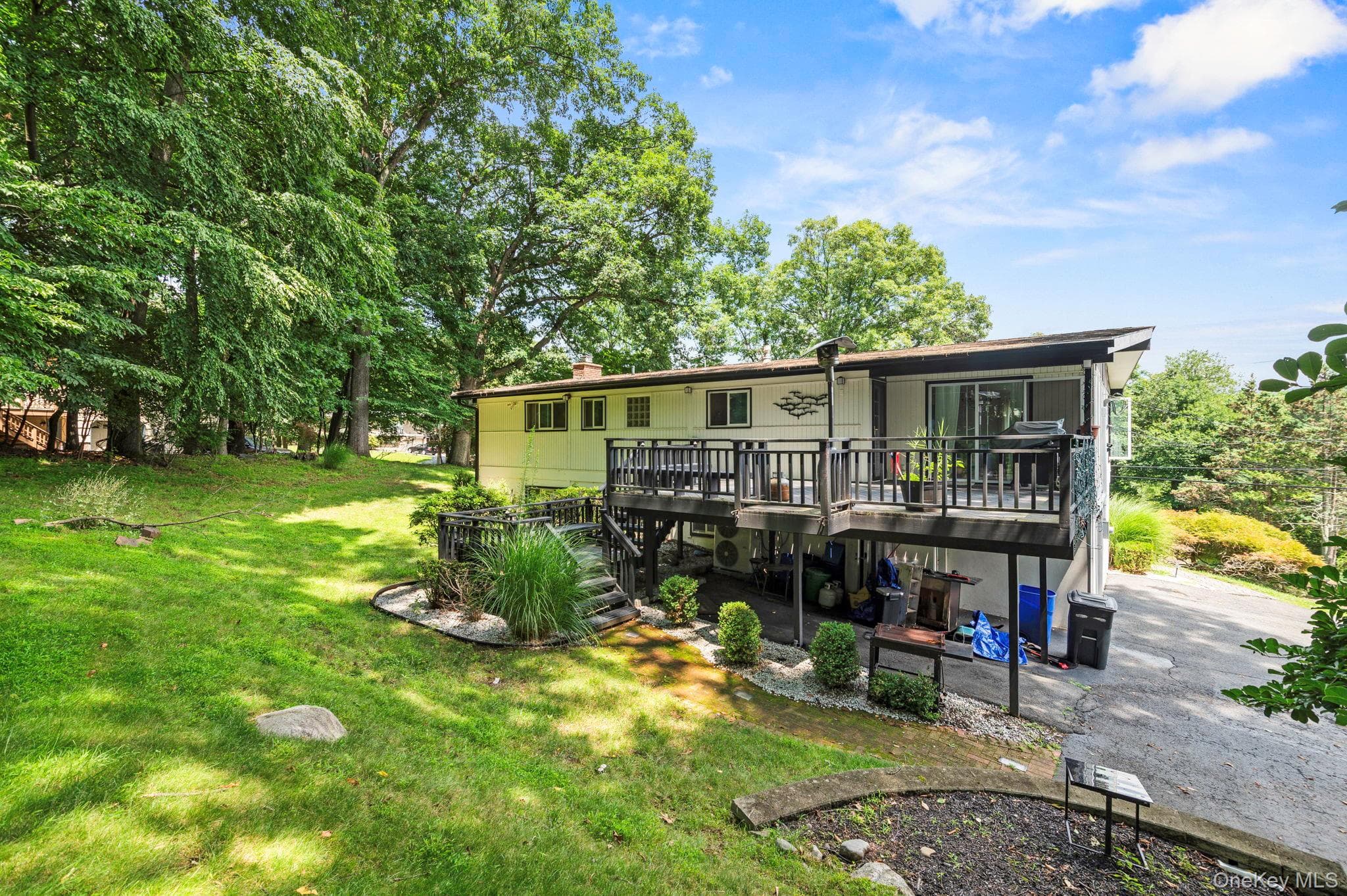 25 Ackerman Avenue thumbnail 32