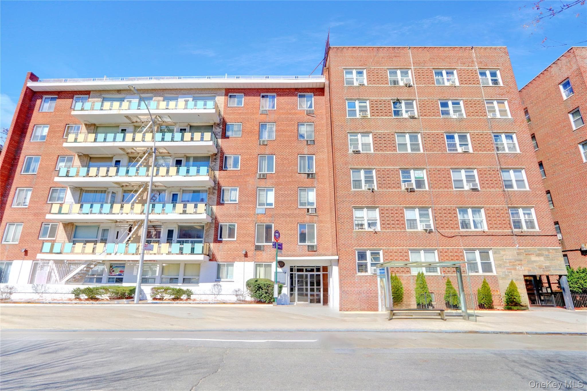 3201 Grand Concourse Unit: 4M thumbnail 2