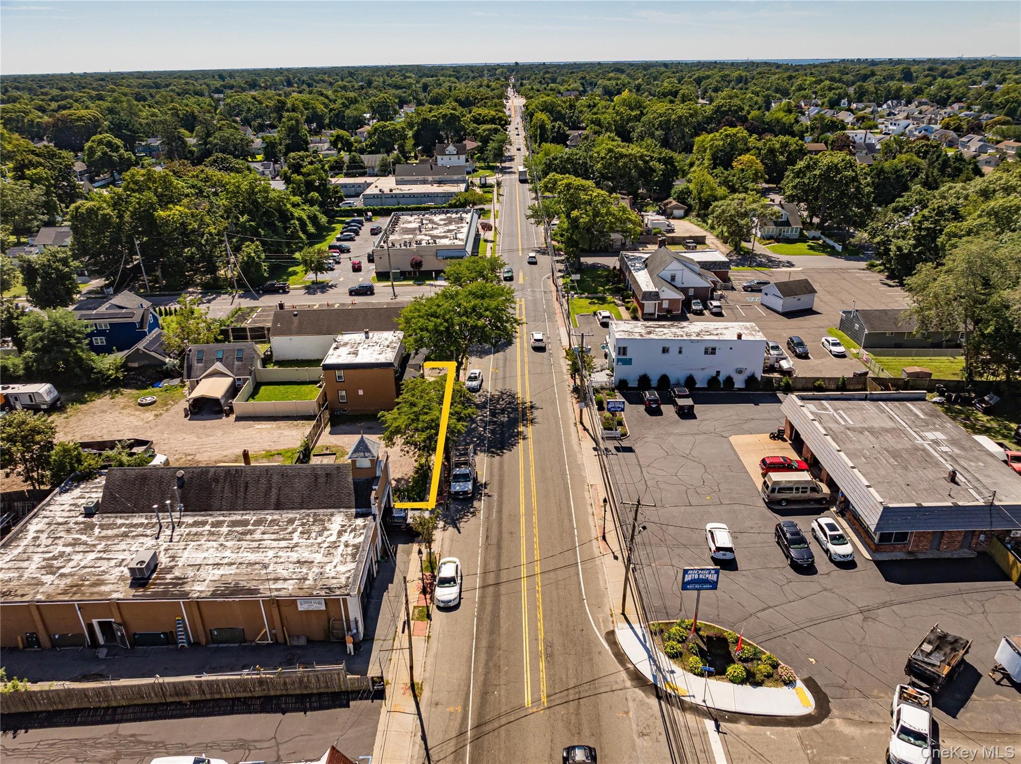 97 Carleton Avenue thumbnail 4