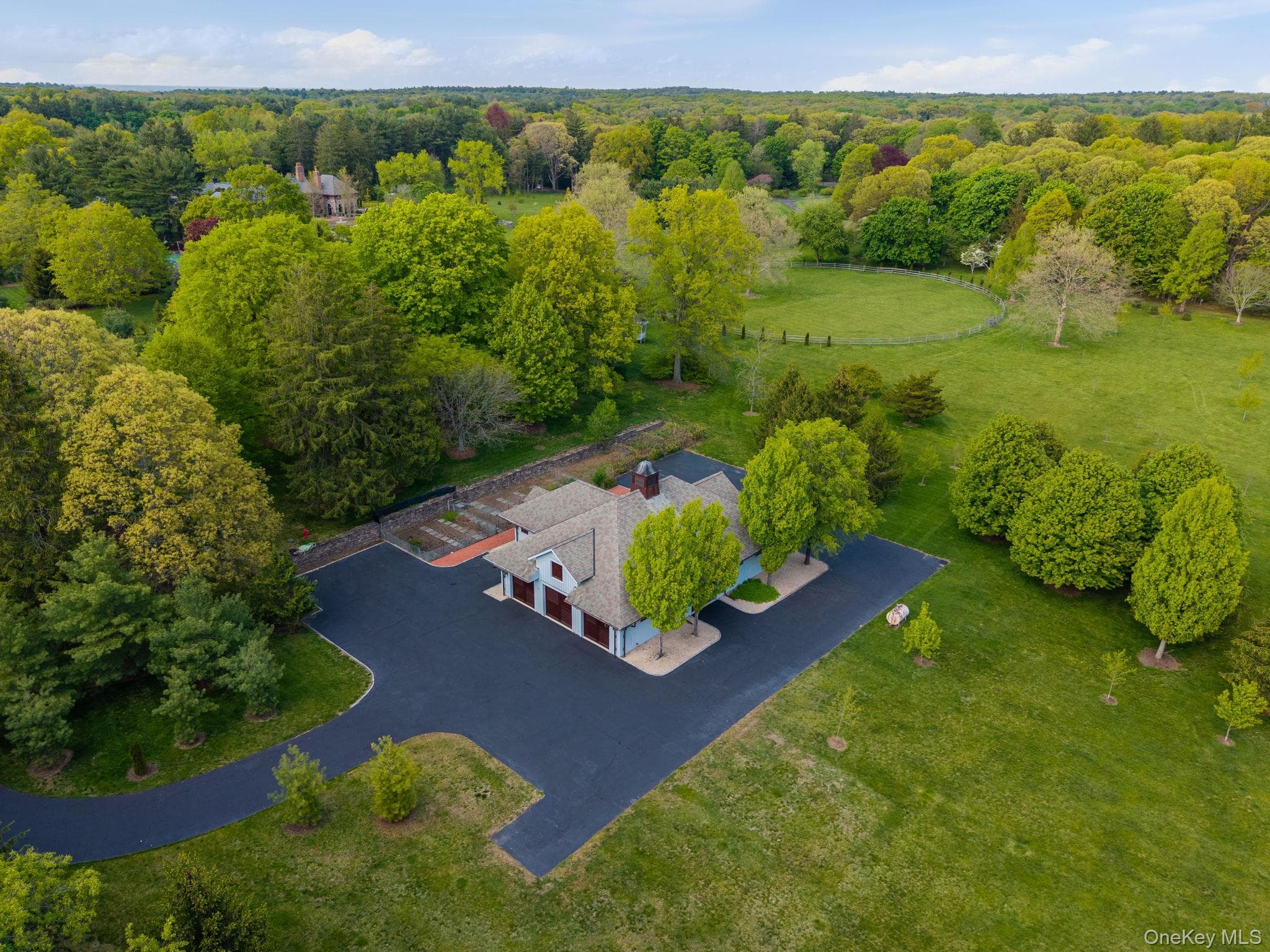 1 Applewood Estate thumbnail 41