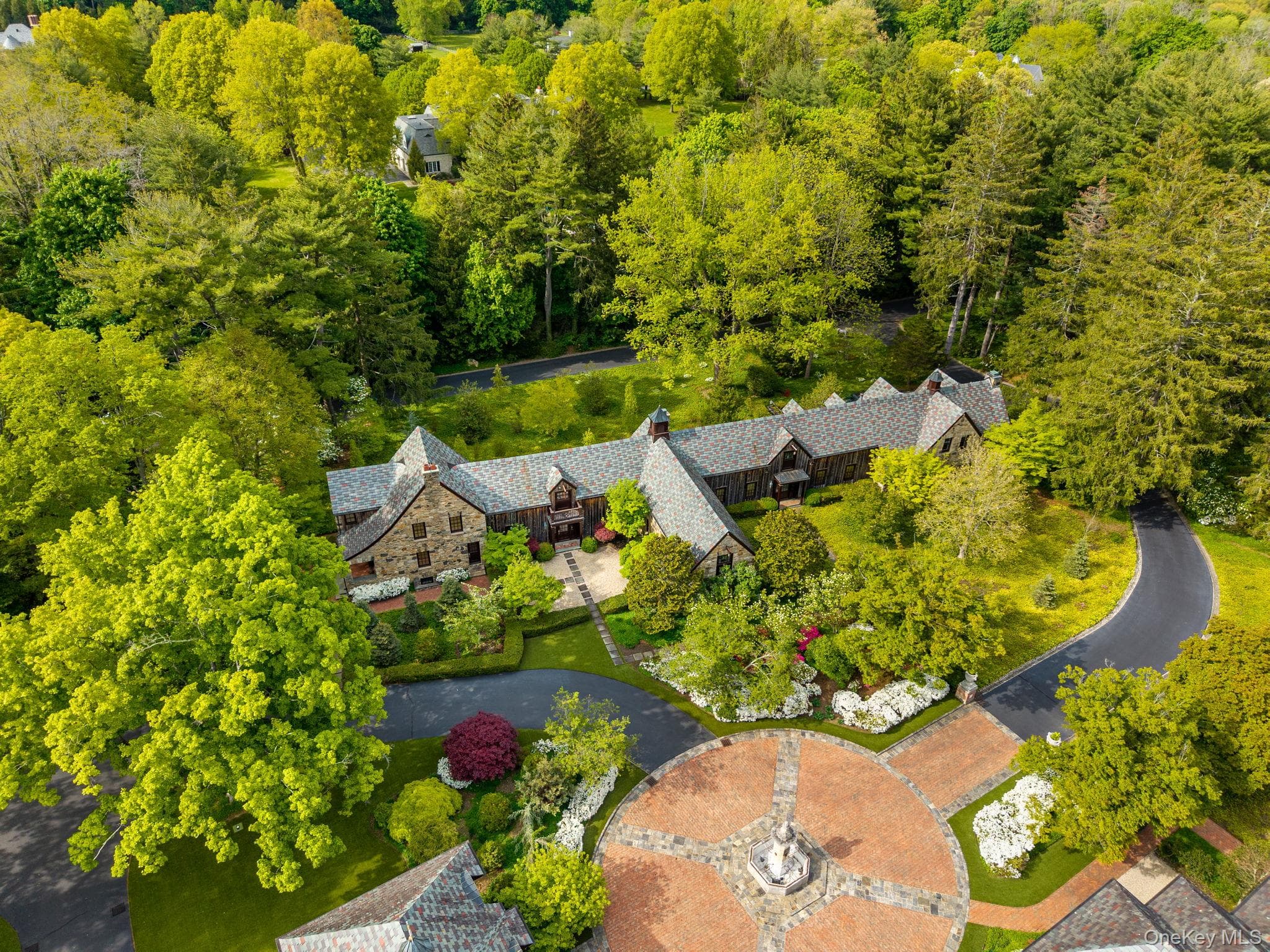 1 Applewood Estate thumbnail 38