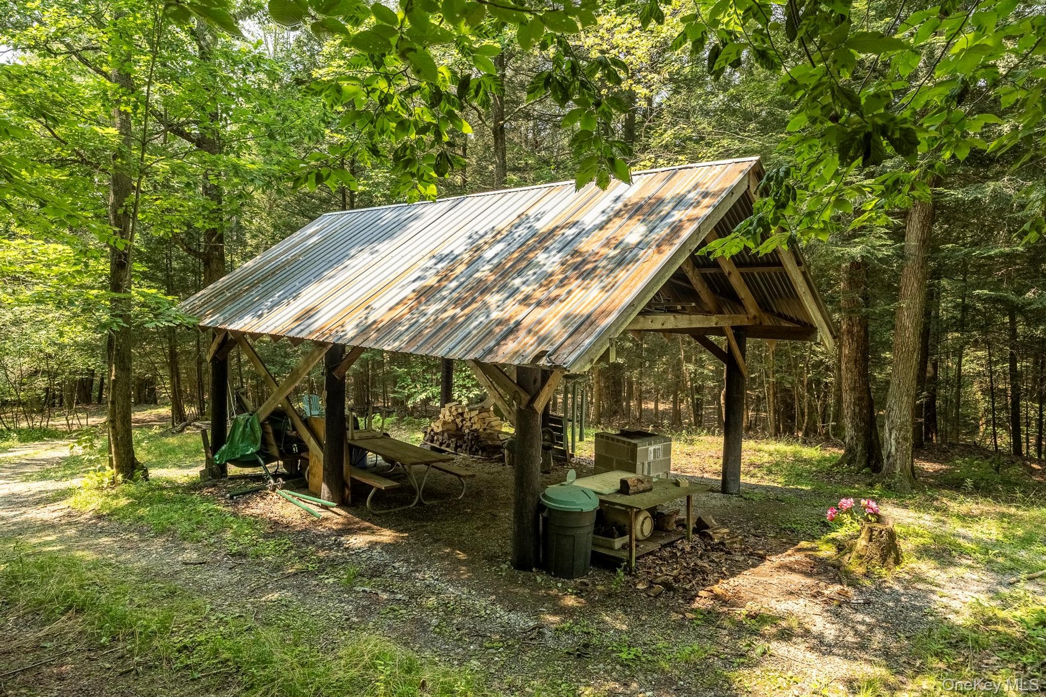 276 E Hill Road thumbnail 17