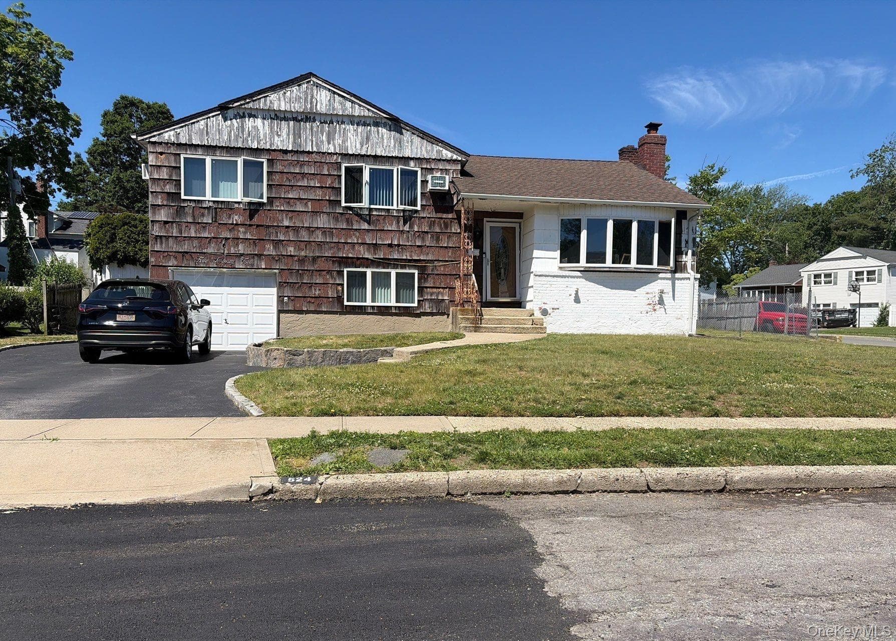 524 Pontiac Road thumbnail 3