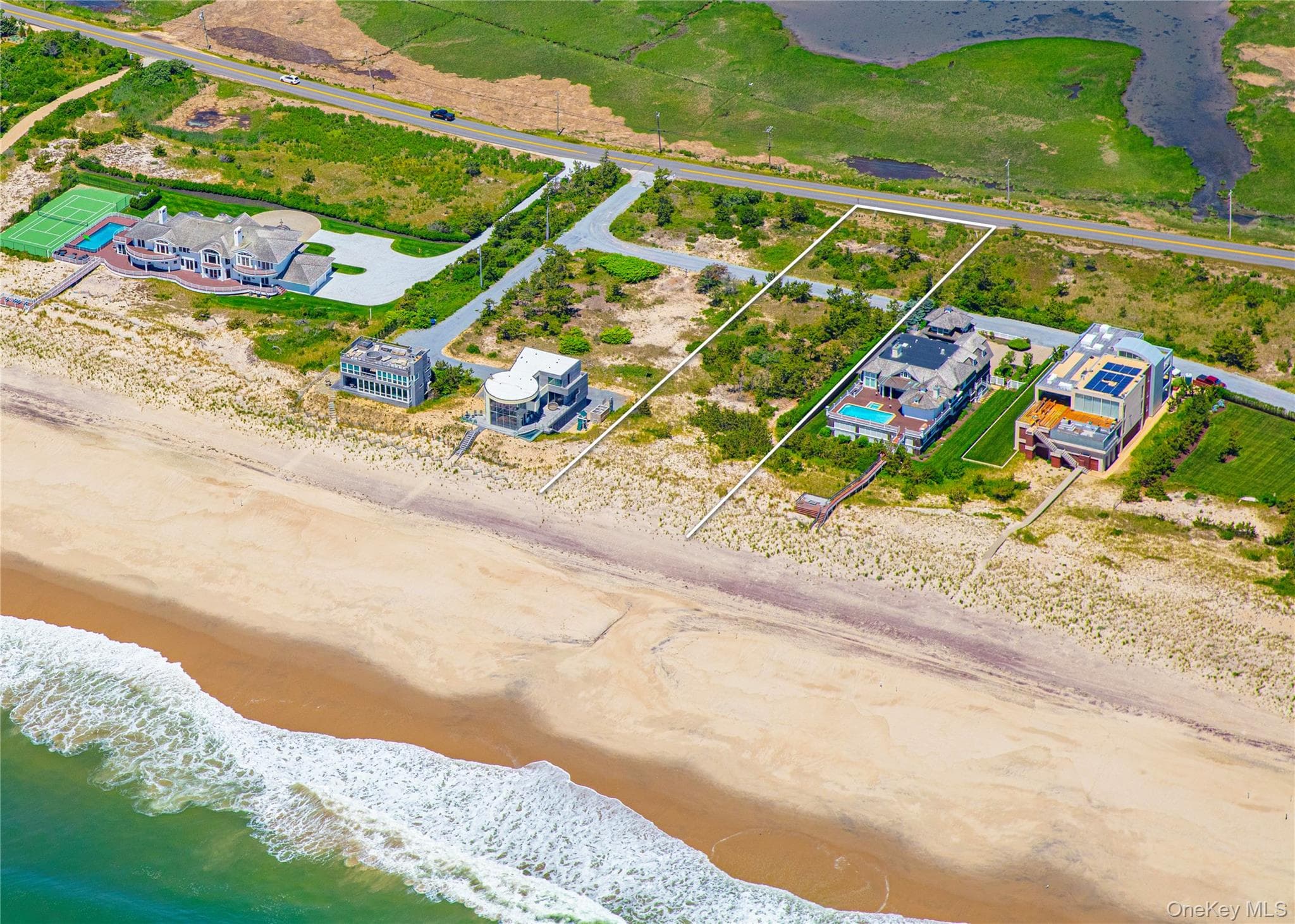 71A Dune Road photo 1