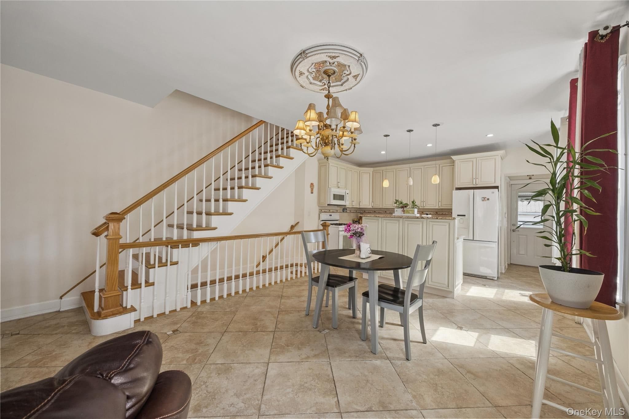 1034 Revere Avenue thumbnail 7