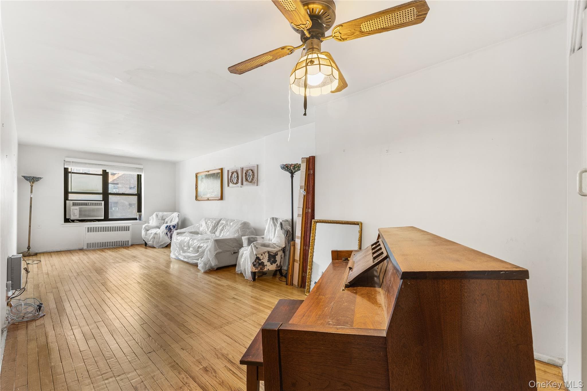 87-40 Francis Lewis Boulevard Unit: B42 thumbnail 2