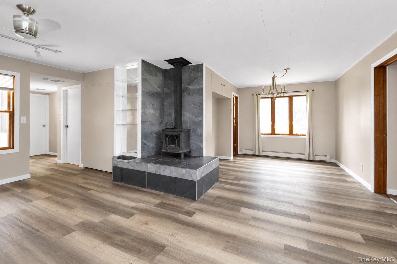 81 Union Avenue thumbnail 18
