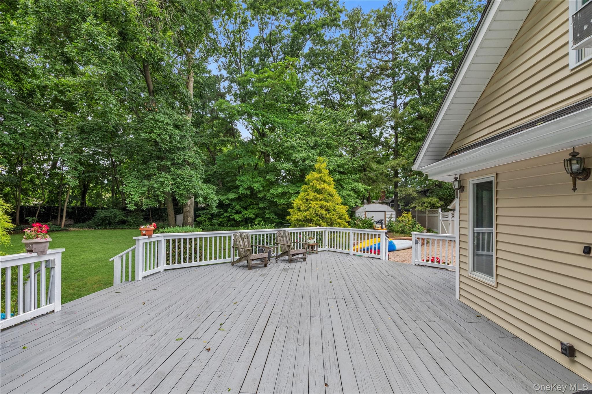81 Union Avenue thumbnail 11