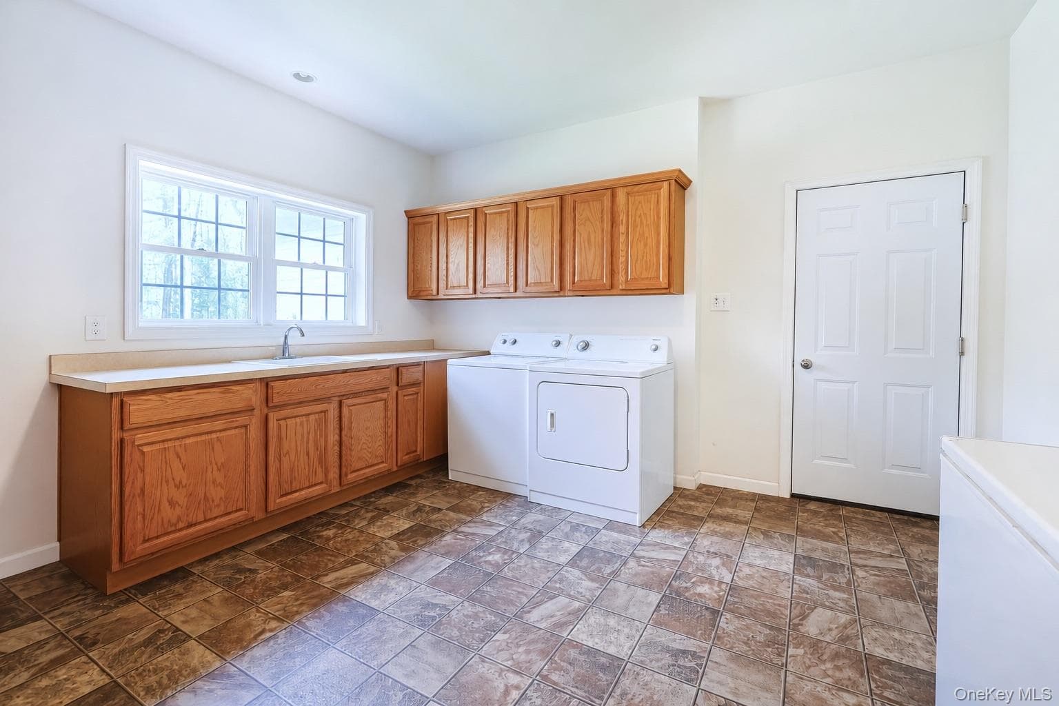 235 Cantrell Road thumbnail 18