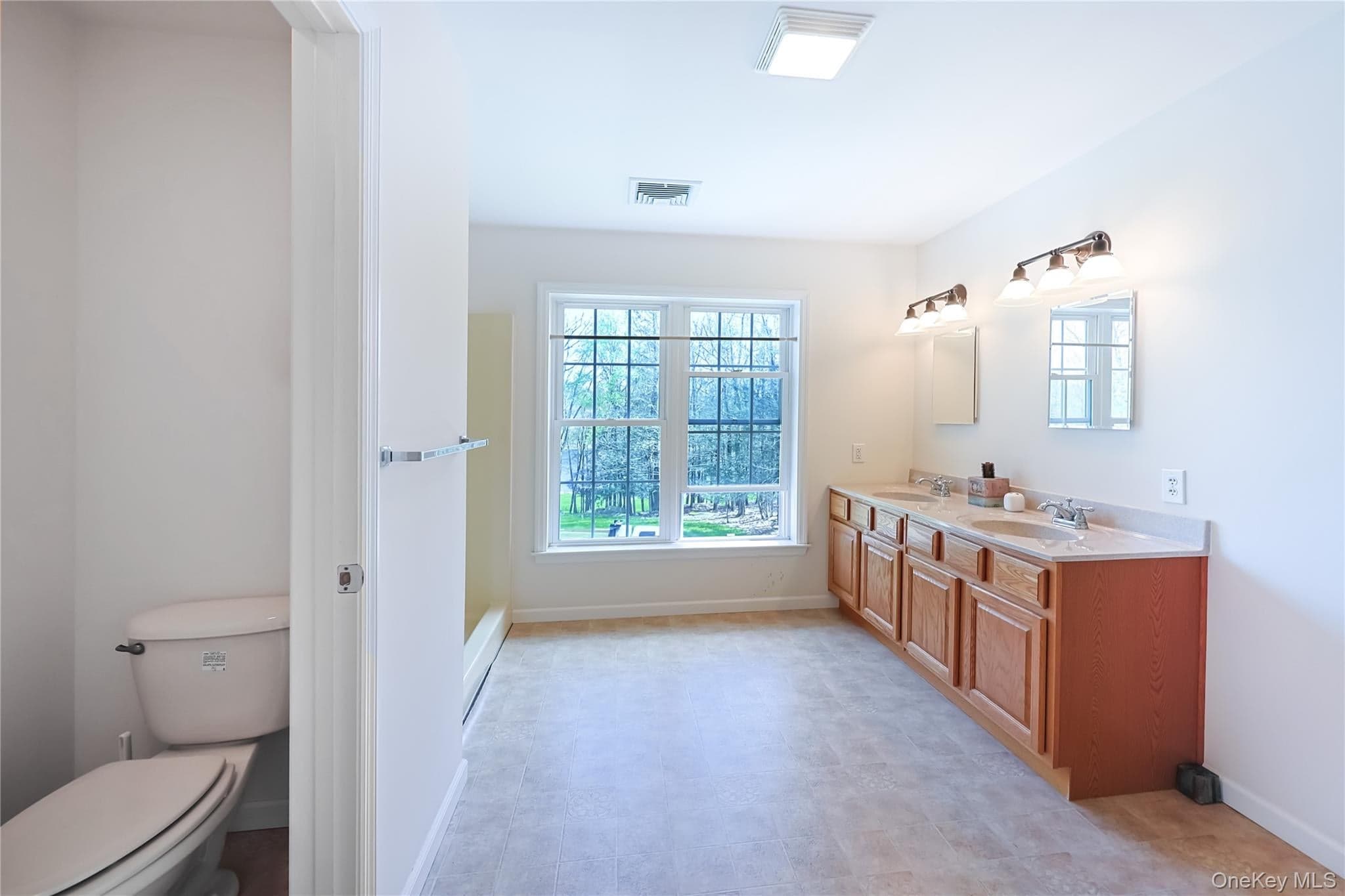 235 Cantrell Road thumbnail 22