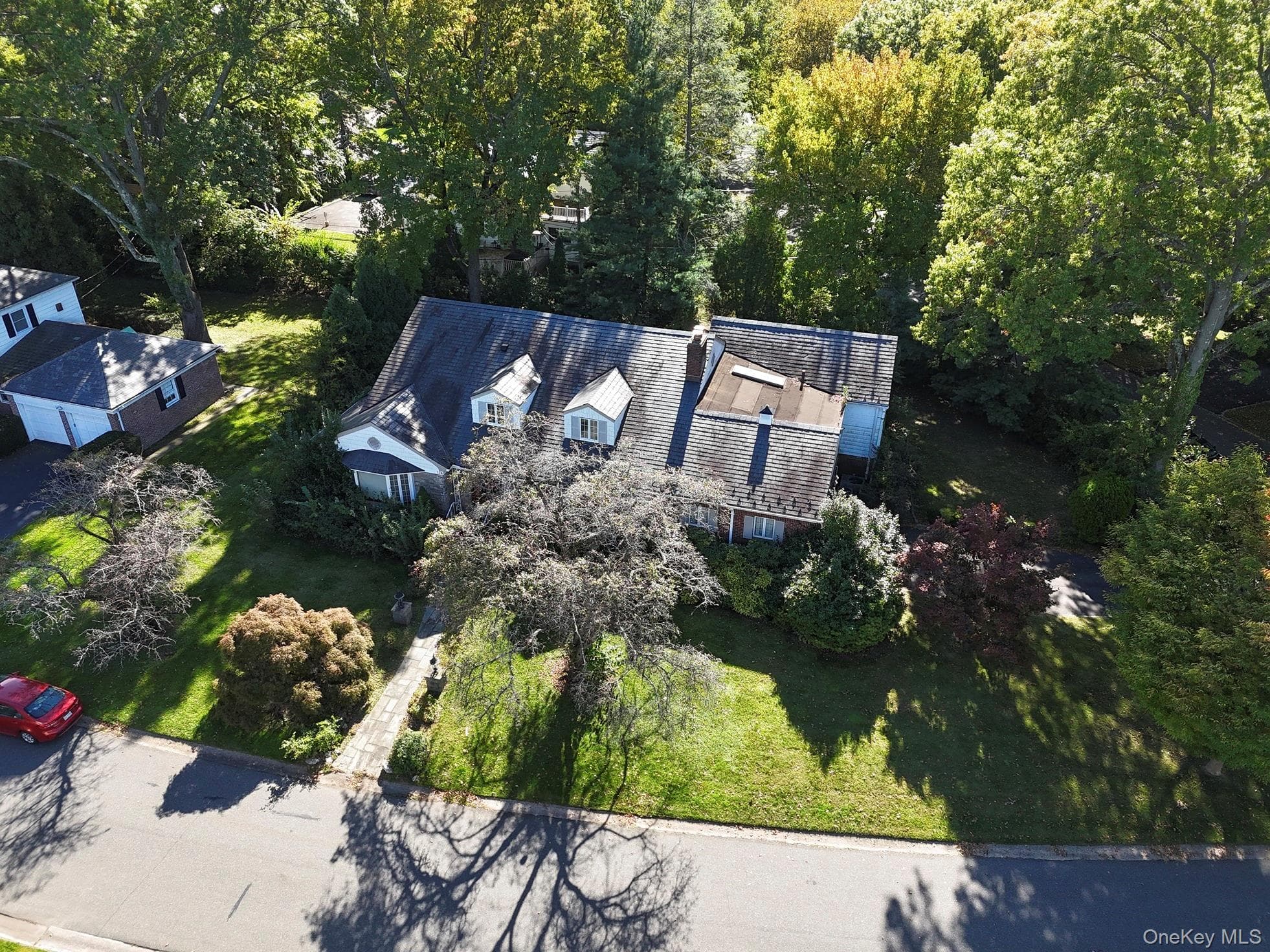 124 Whistler Road photo 1