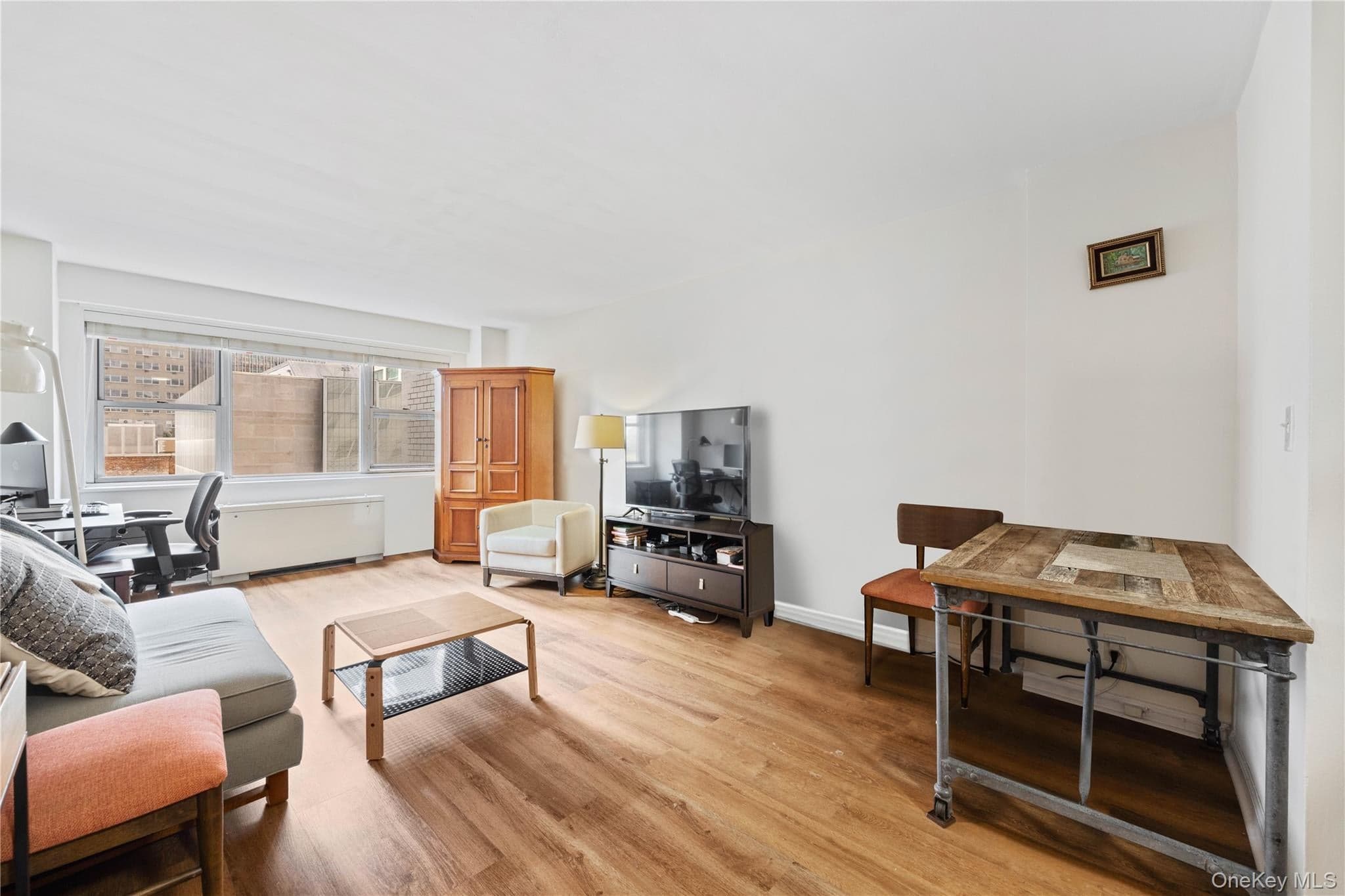321 E 48th Street Unit: 9D thumbnail 2