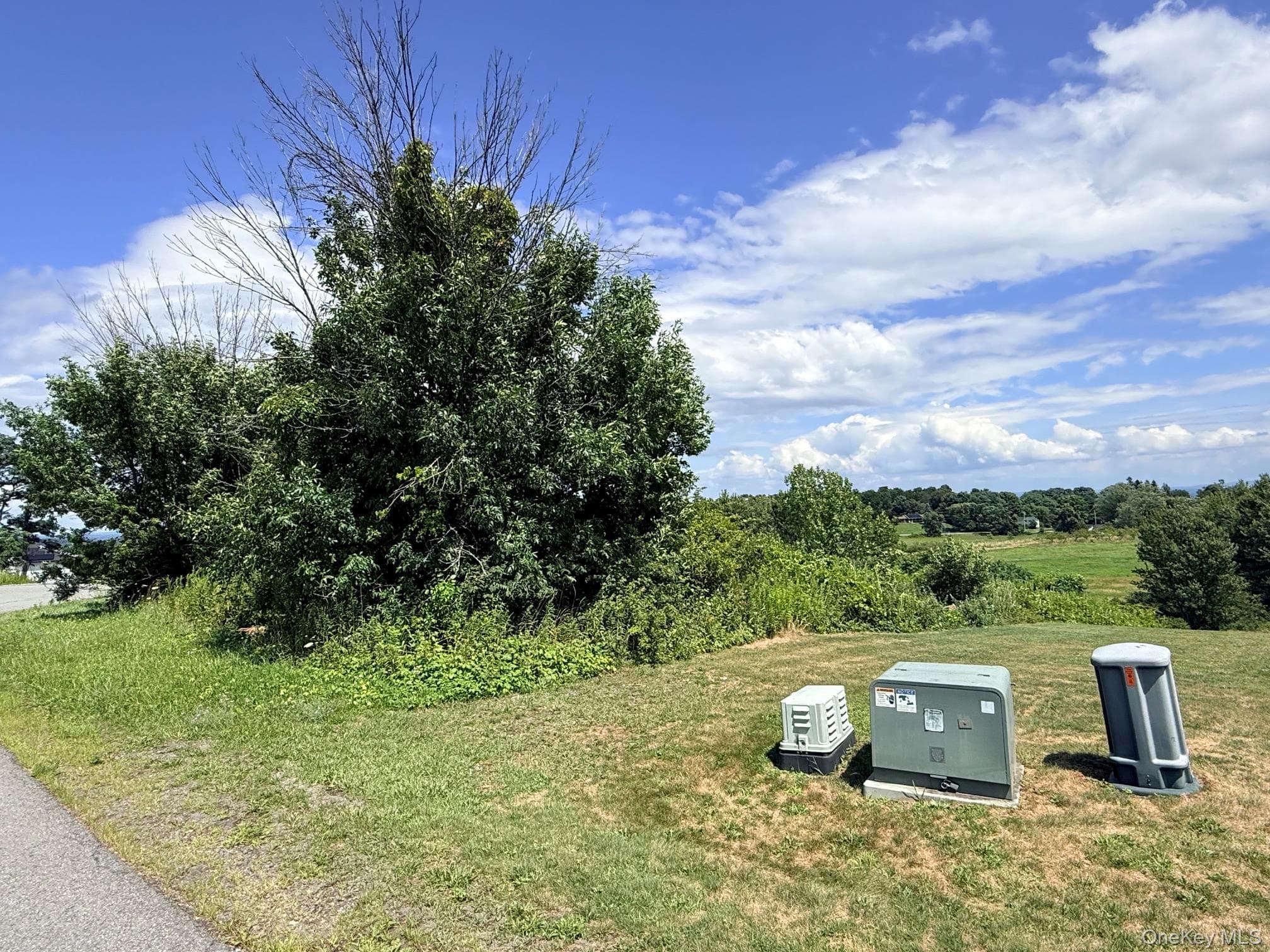 26 Quaker Hill Road thumbnail 8