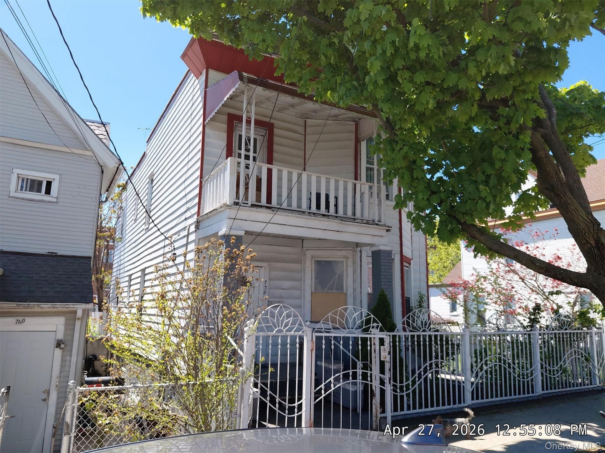 738 E 229th Street thumbnail 3