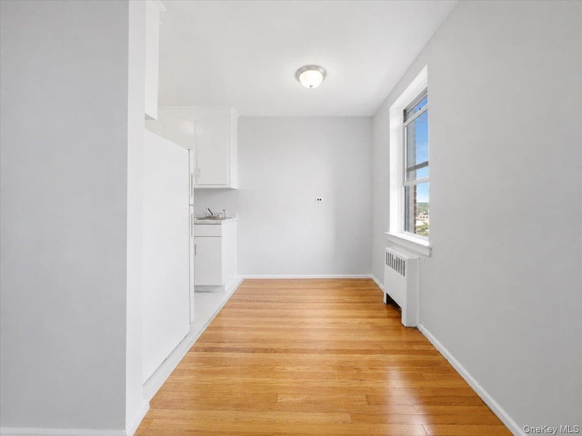 2630 Kingsbridge Terrace Unit: 3A thumbnail 7