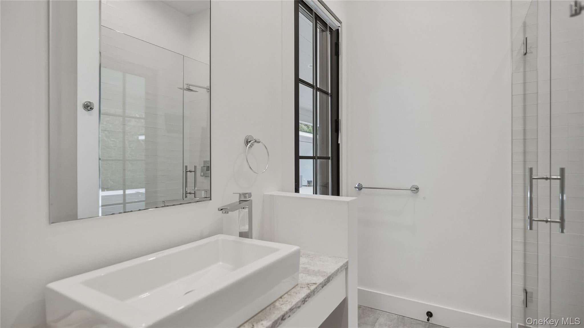 2 Bayview Avenue thumbnail 15