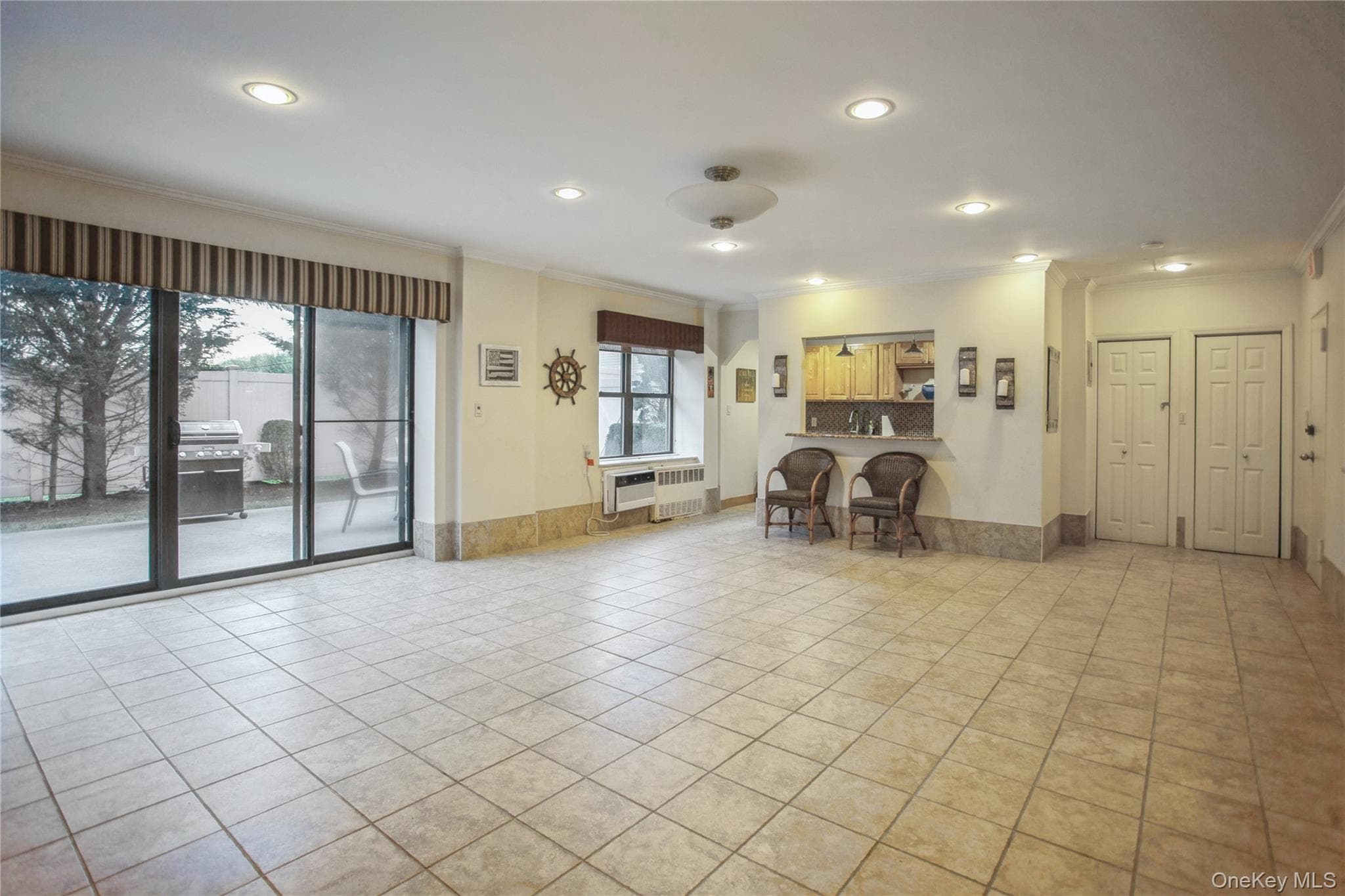 333 E Broadway Unit: 3B thumbnail 18