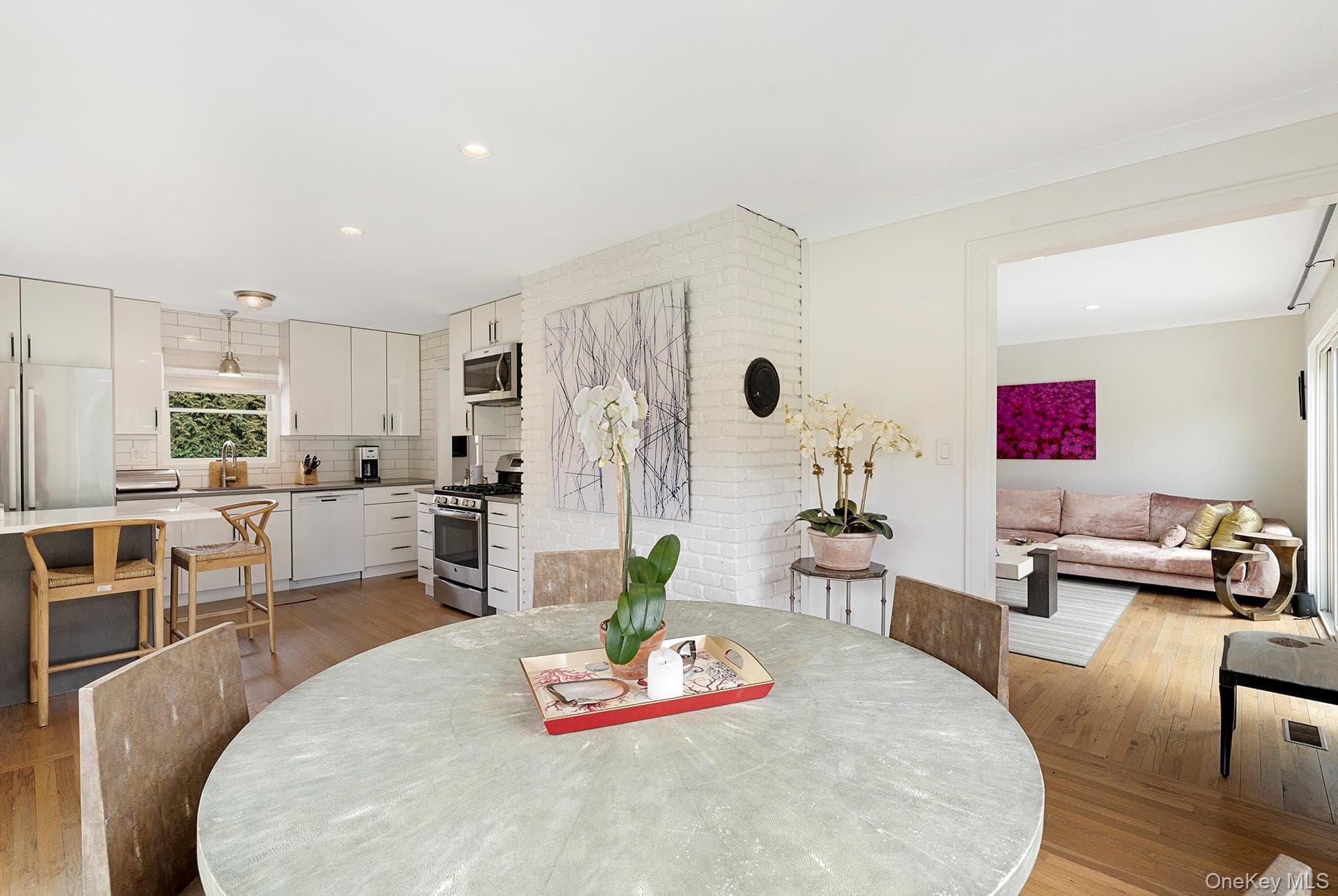 770 Hill Street thumbnail 13