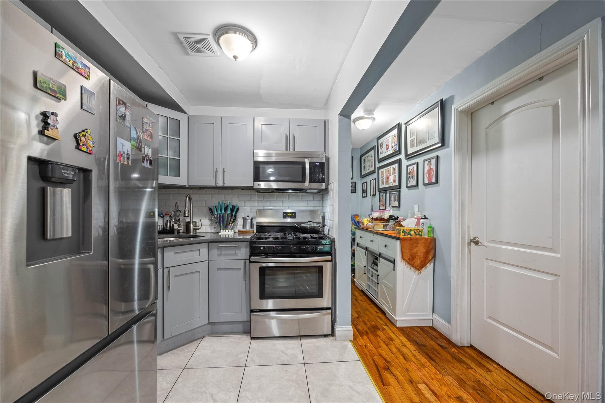 2611 Decatur Avenue thumbnail 14
