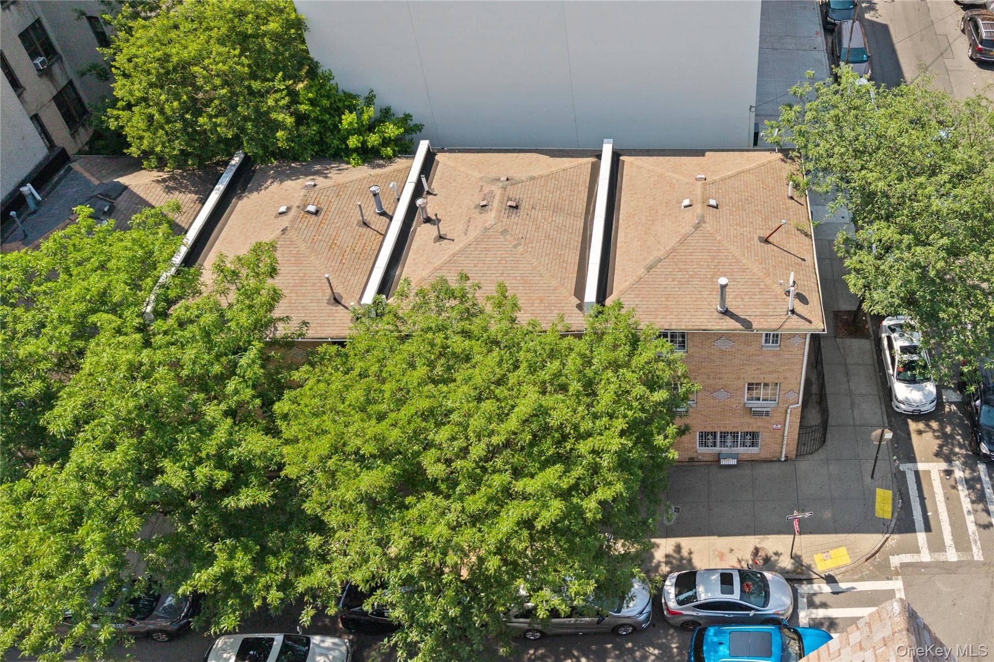 2611 Decatur Avenue thumbnail 33