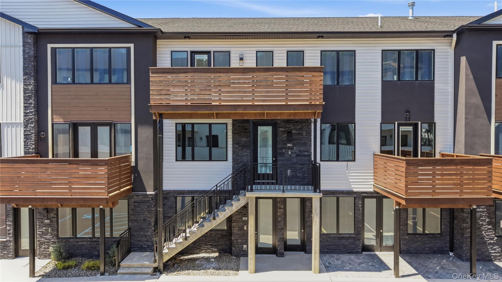 80 Memorial Park Drive Unit: 212 thumbnail 38