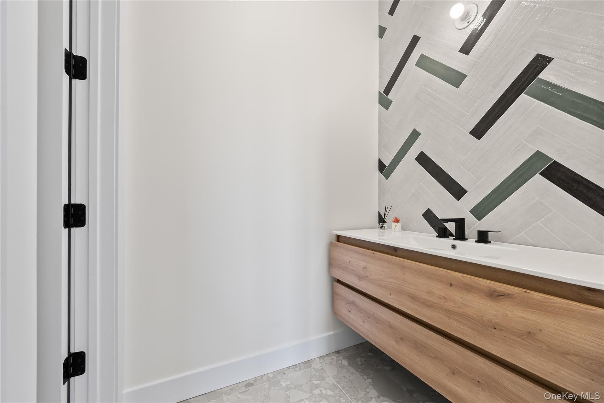 80 Memorial Park Drive Unit: 212 thumbnail 27
