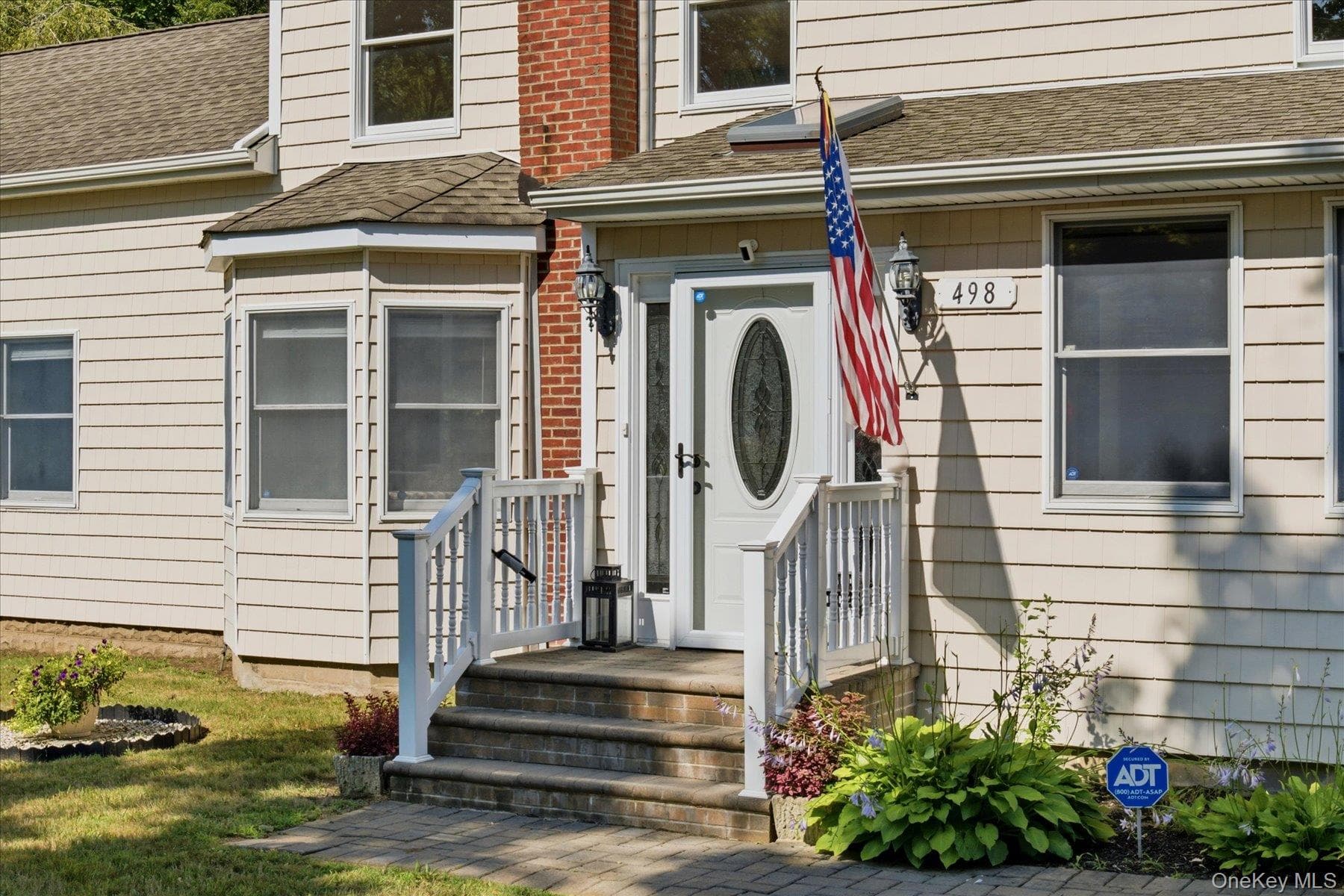 498 Miller Place Road thumbnail 2