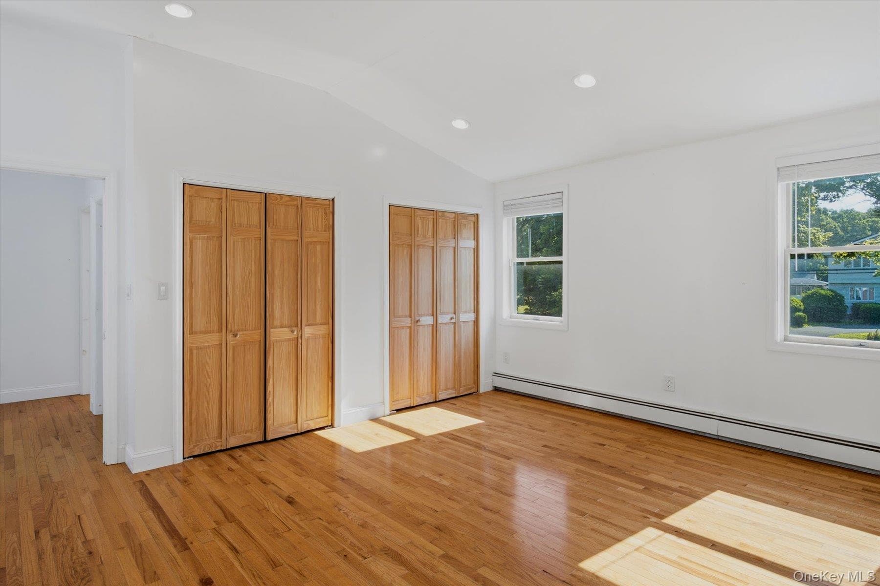 498 Miller Place Road thumbnail 18