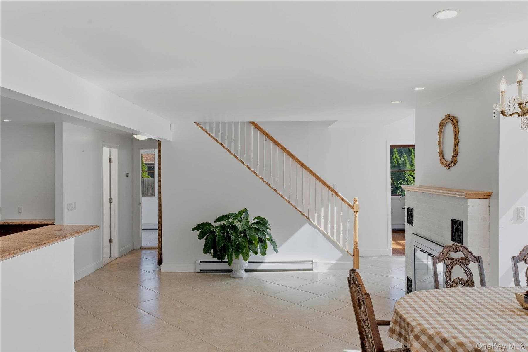 498 Miller Place Road thumbnail 5