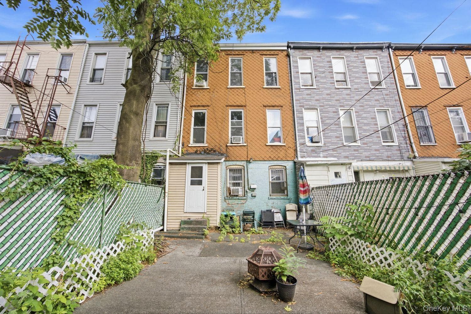 243 Woodbine Street thumbnail 33