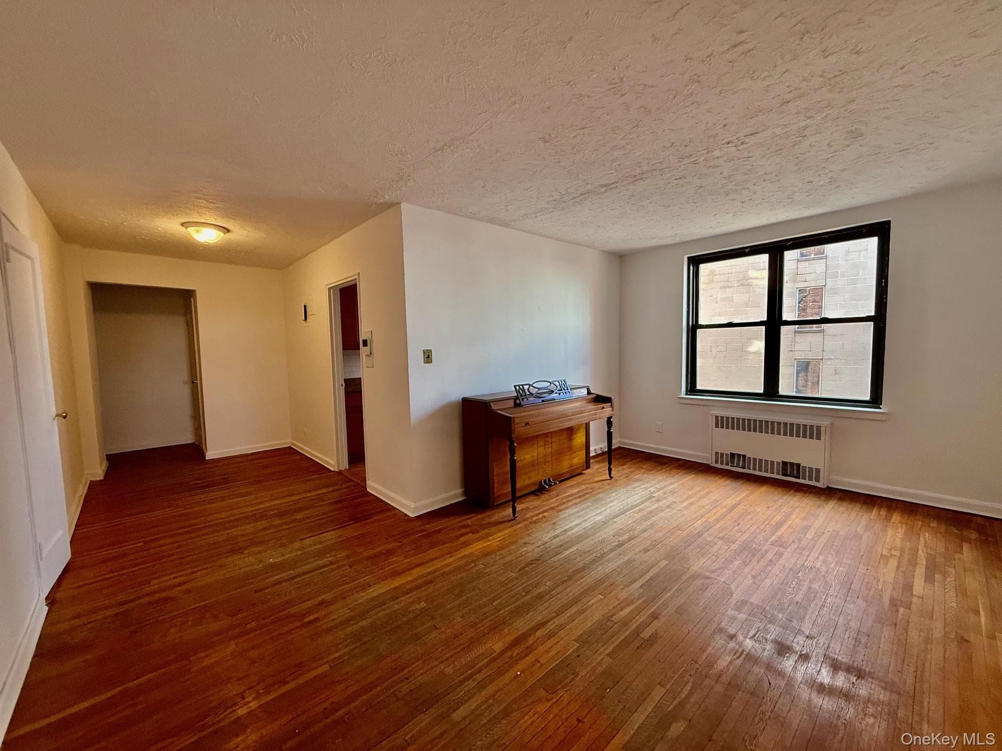 112-24 Northern Boulevard Unit: 3G thumbnail 6