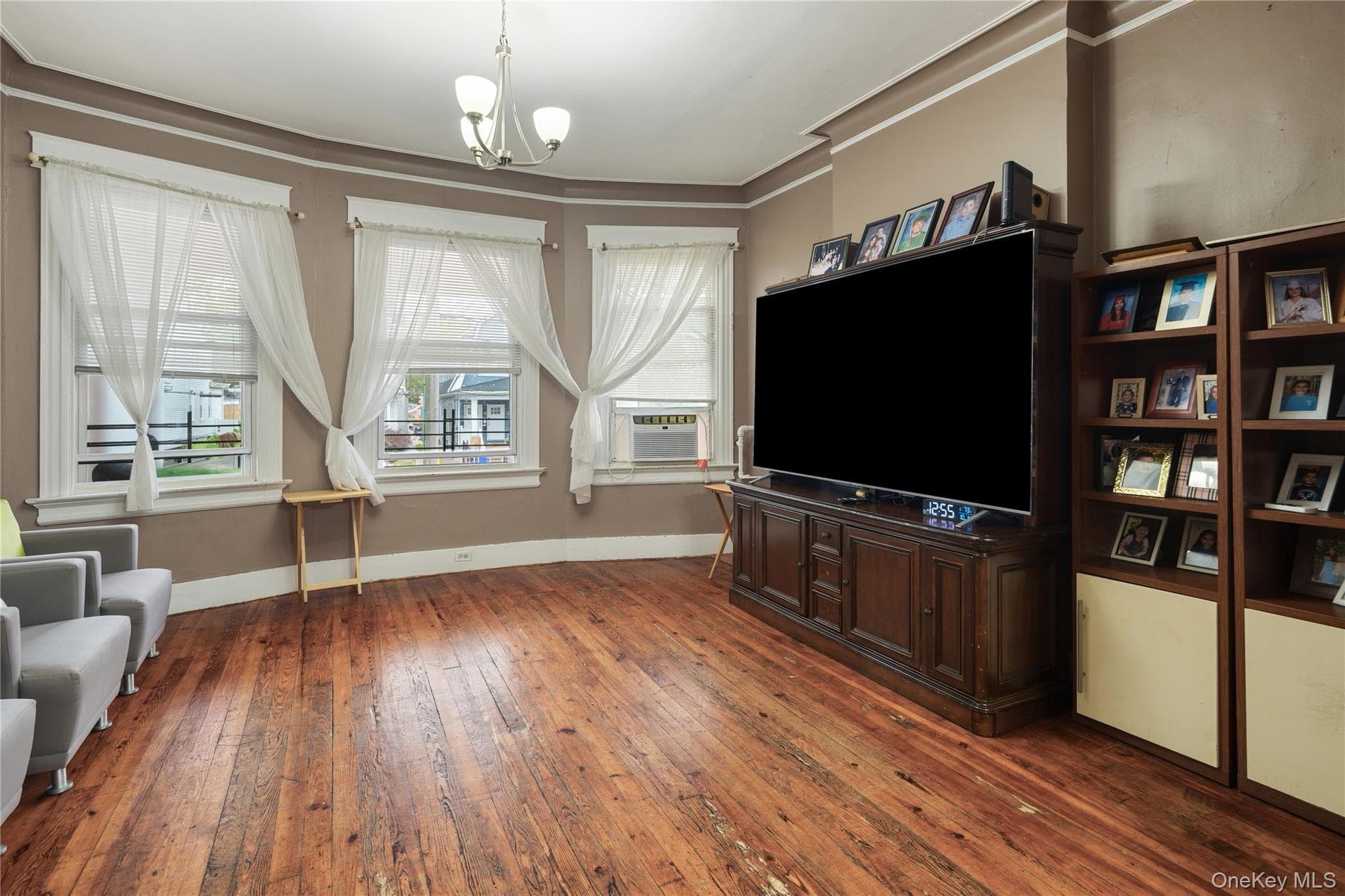 339 Hawthorne Avenue thumbnail 6