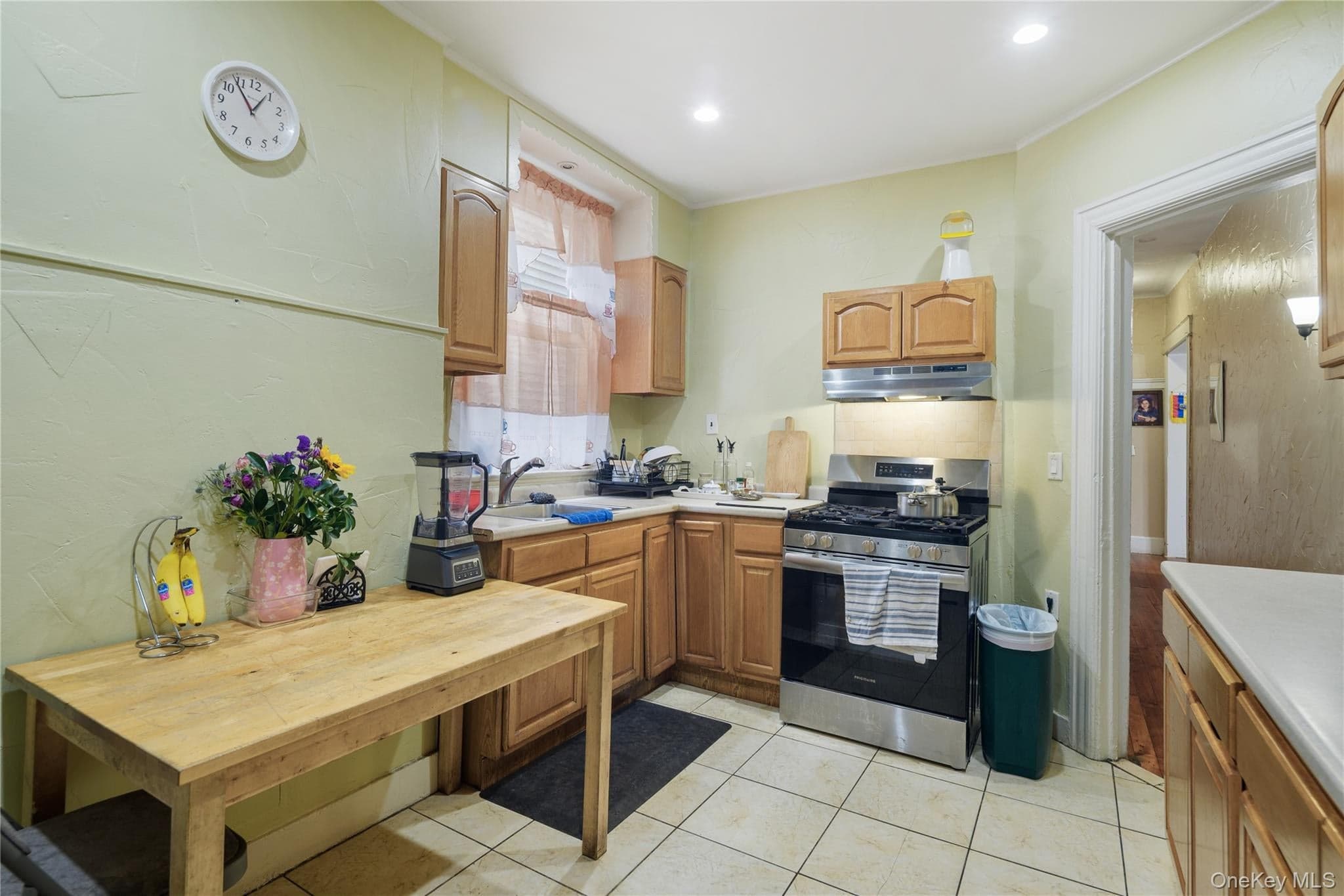 339 Hawthorne Avenue thumbnail 9
