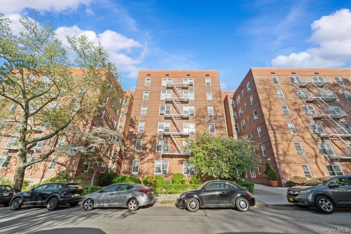 517 Riverdale Avenue Unit: 4D thumbnail 18
