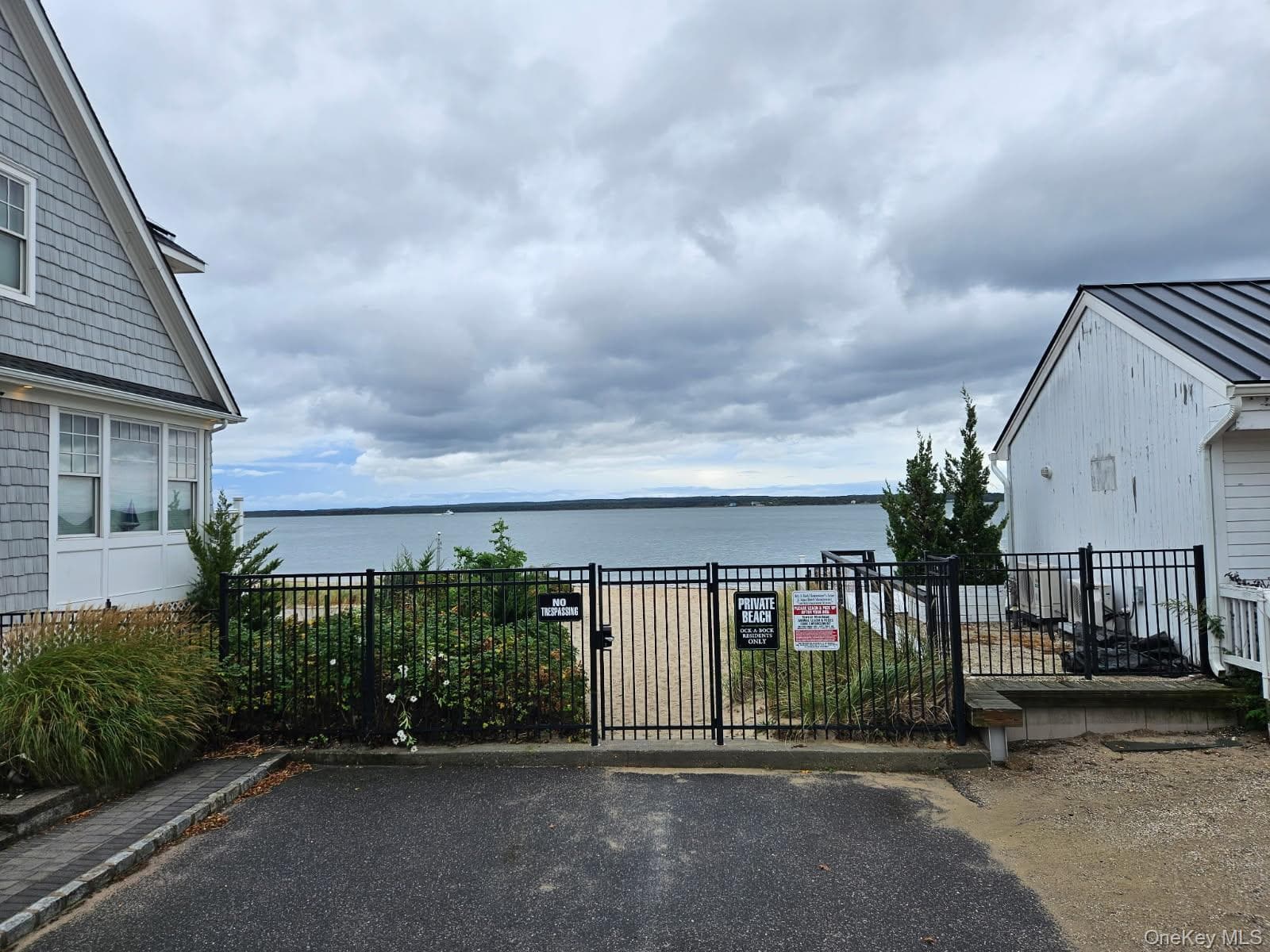 501 Peconic Bay Boulevard thumbnail 8
