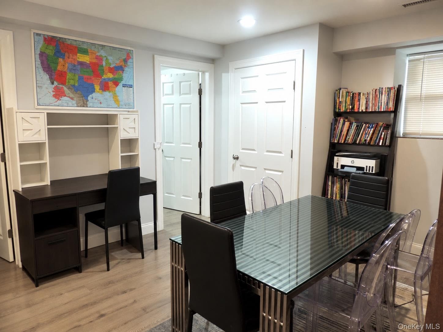 212 Beekman Avenue thumbnail 9