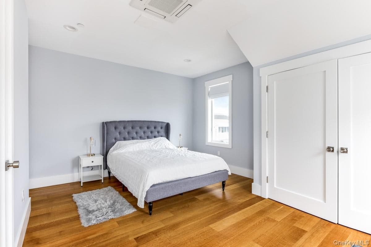 176 Beach 127th Street Unit: 176B thumbnail 11