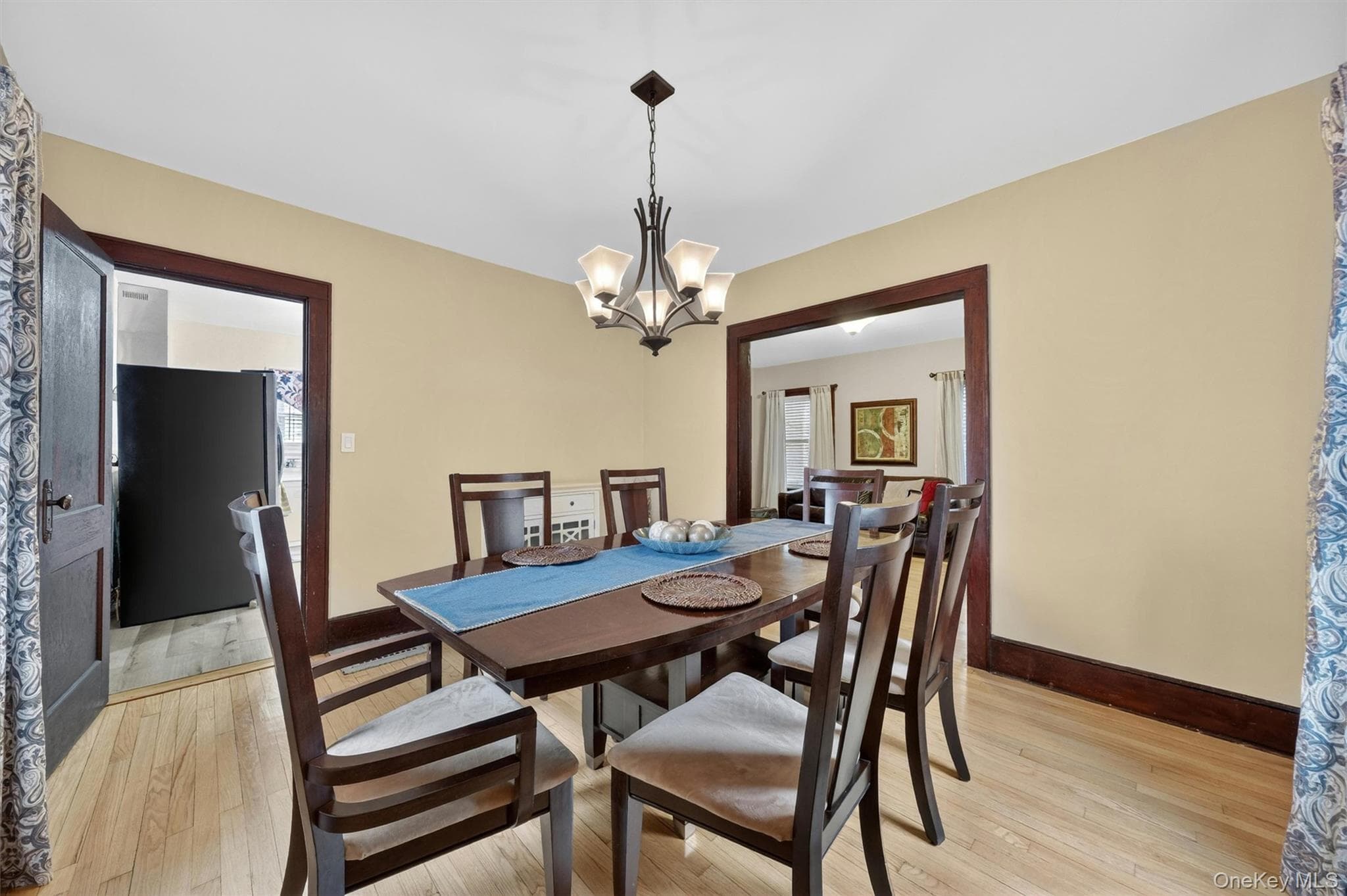 11 Columbia Avenue thumbnail 14