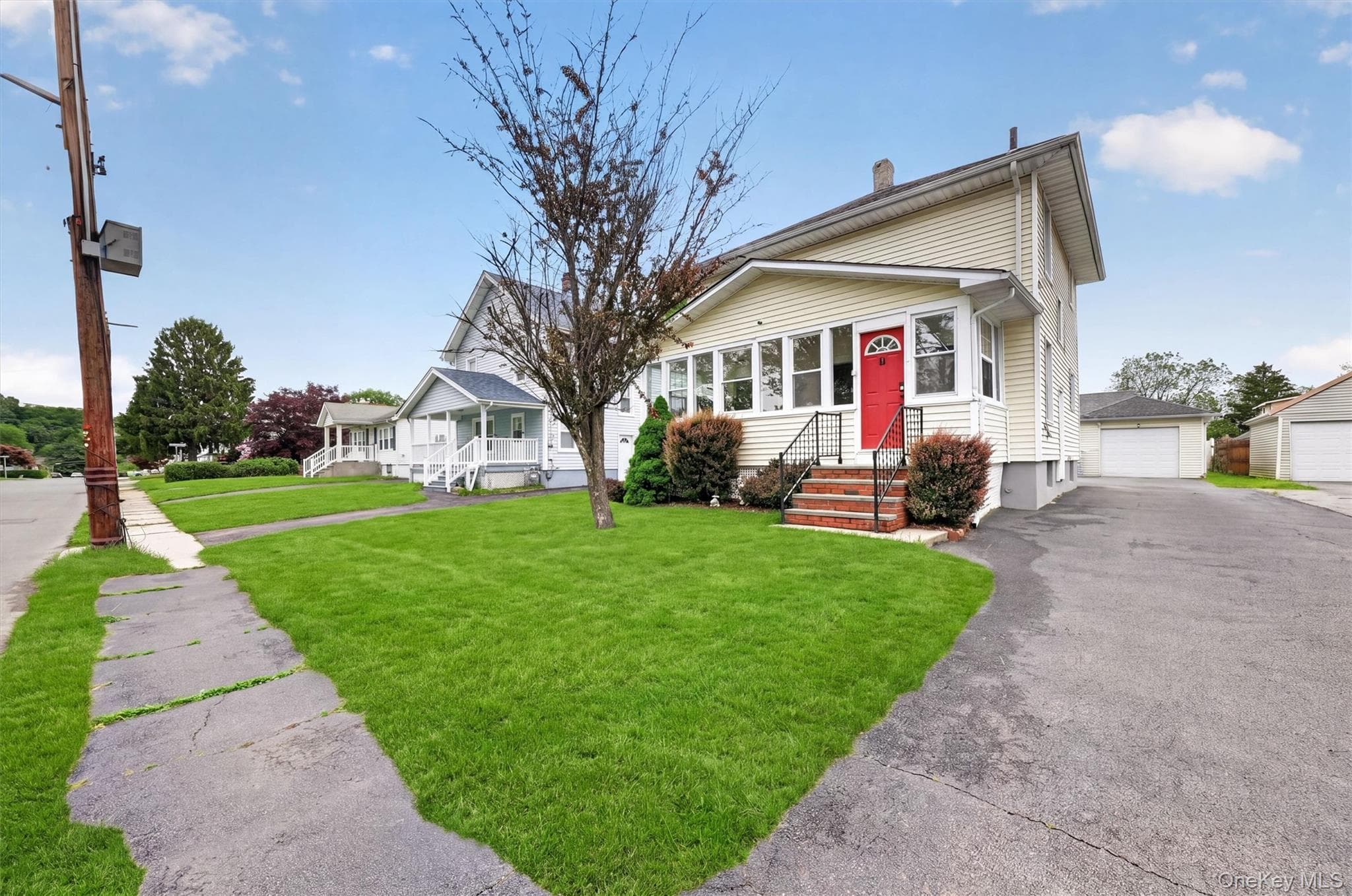 11 Columbia Avenue thumbnail 4