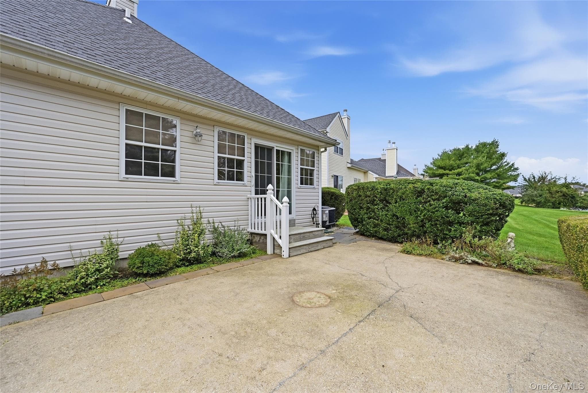 120 Scenic Lake Drive thumbnail 8